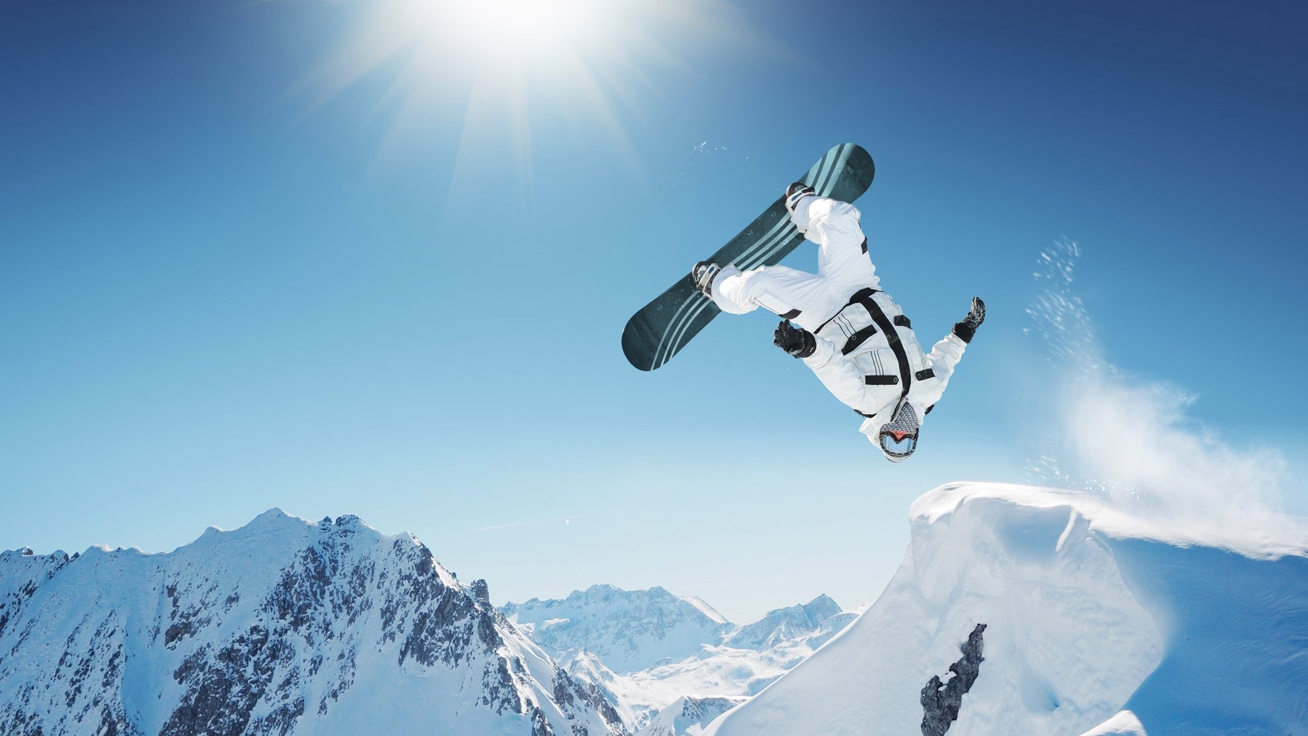 赛场风云：裁判争议幕后分析，公平问题值得反思，赛场上的裁判